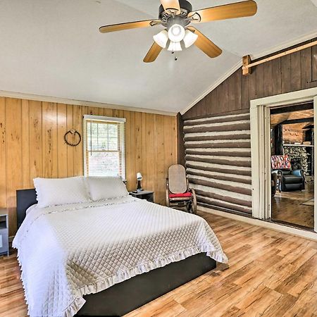1950S Serenity Pond Cabin With View Peace And Quiet! 塔拉迪加 外观 照片