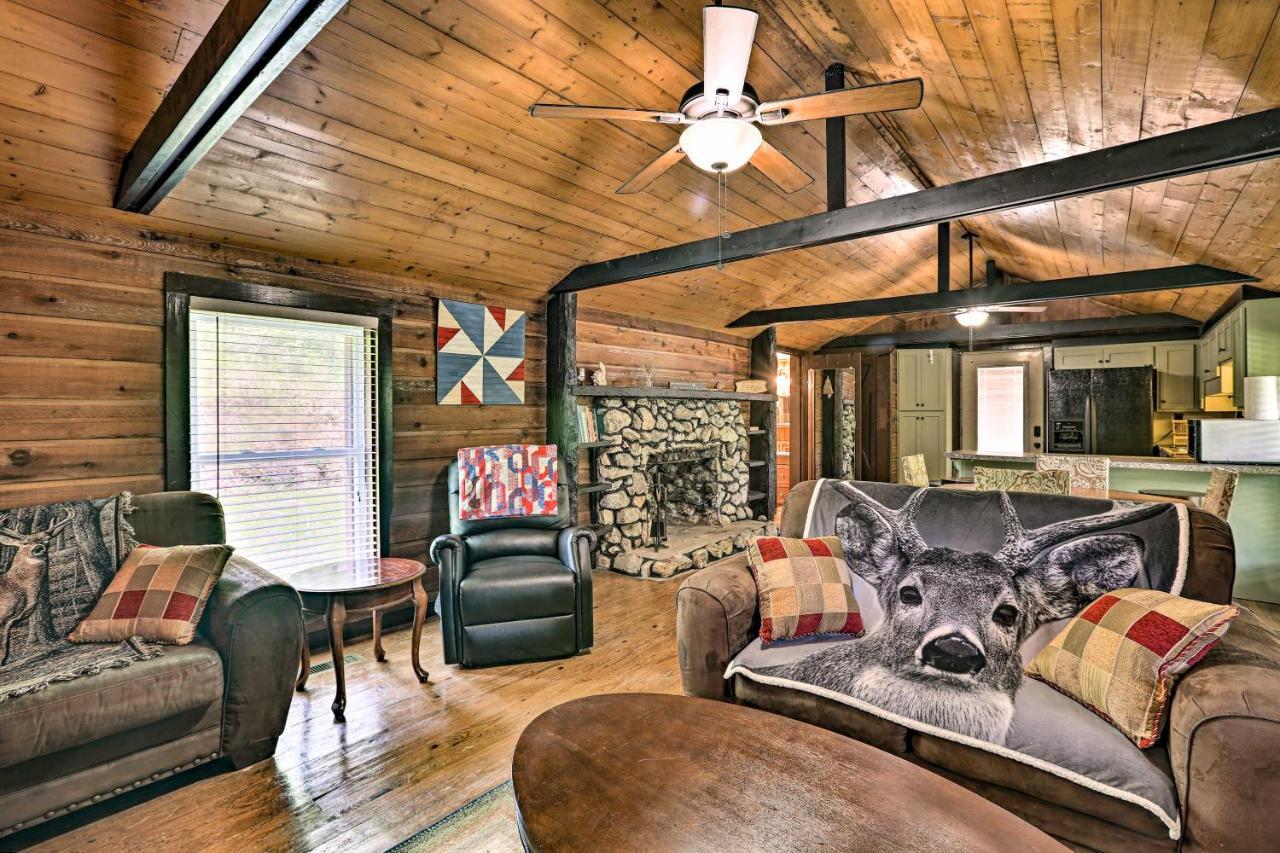 1950S Serenity Pond Cabin With View Peace And Quiet! 塔拉迪加 外观 照片