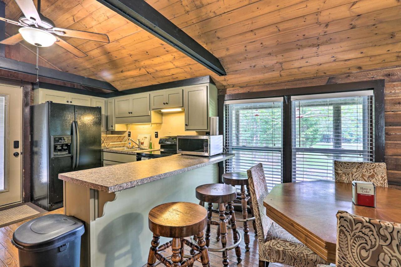 1950S Serenity Pond Cabin With View Peace And Quiet! 塔拉迪加 外观 照片