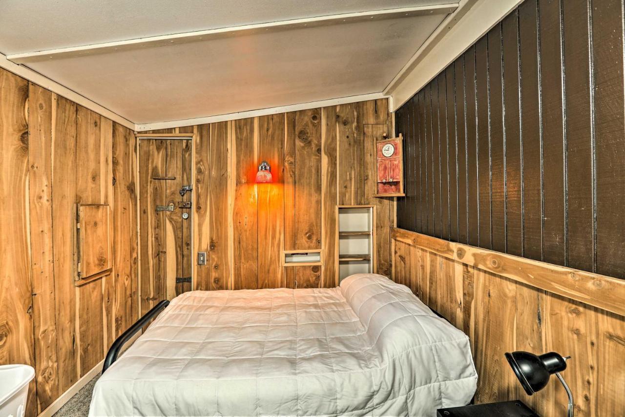 1950S Serenity Pond Cabin With View Peace And Quiet! 塔拉迪加 外观 照片